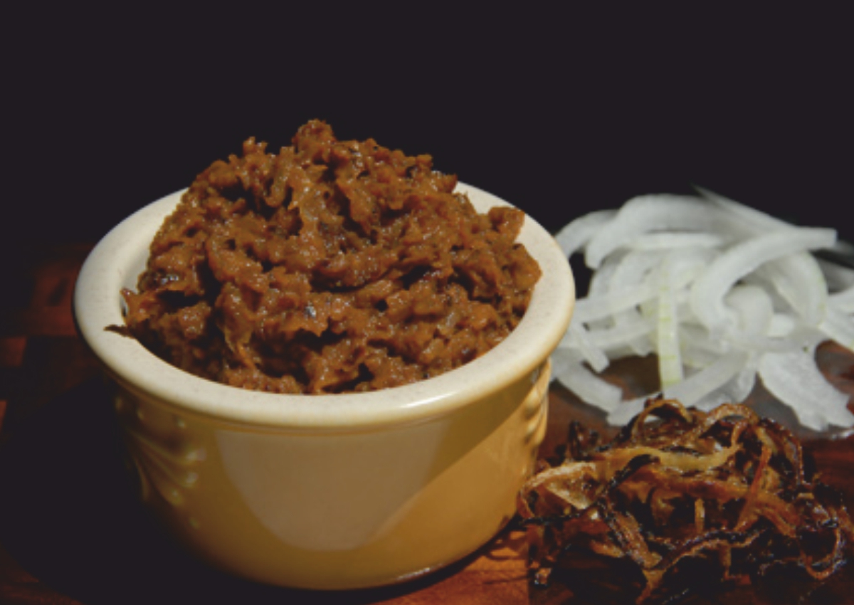Fried fish with sauce